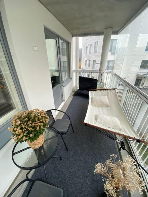 Modern Two Bedroom Apartment Near Helsinki Airport Vantaa Luaran gambar