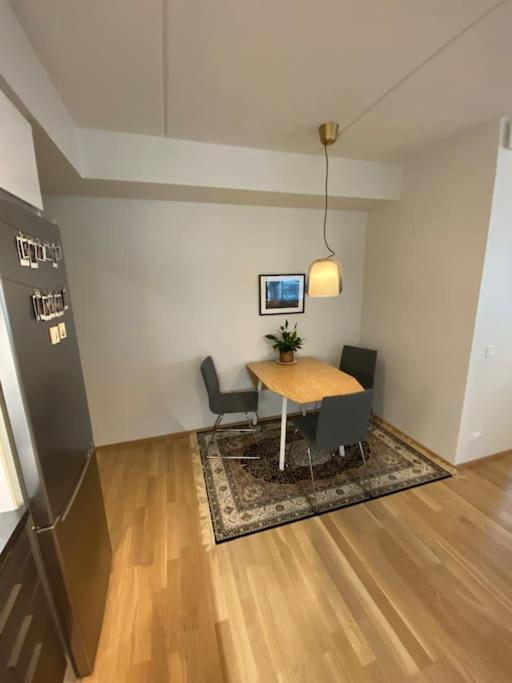 Modern Two Bedroom Apartment Near Helsinki Airport Vantaa Luaran gambar